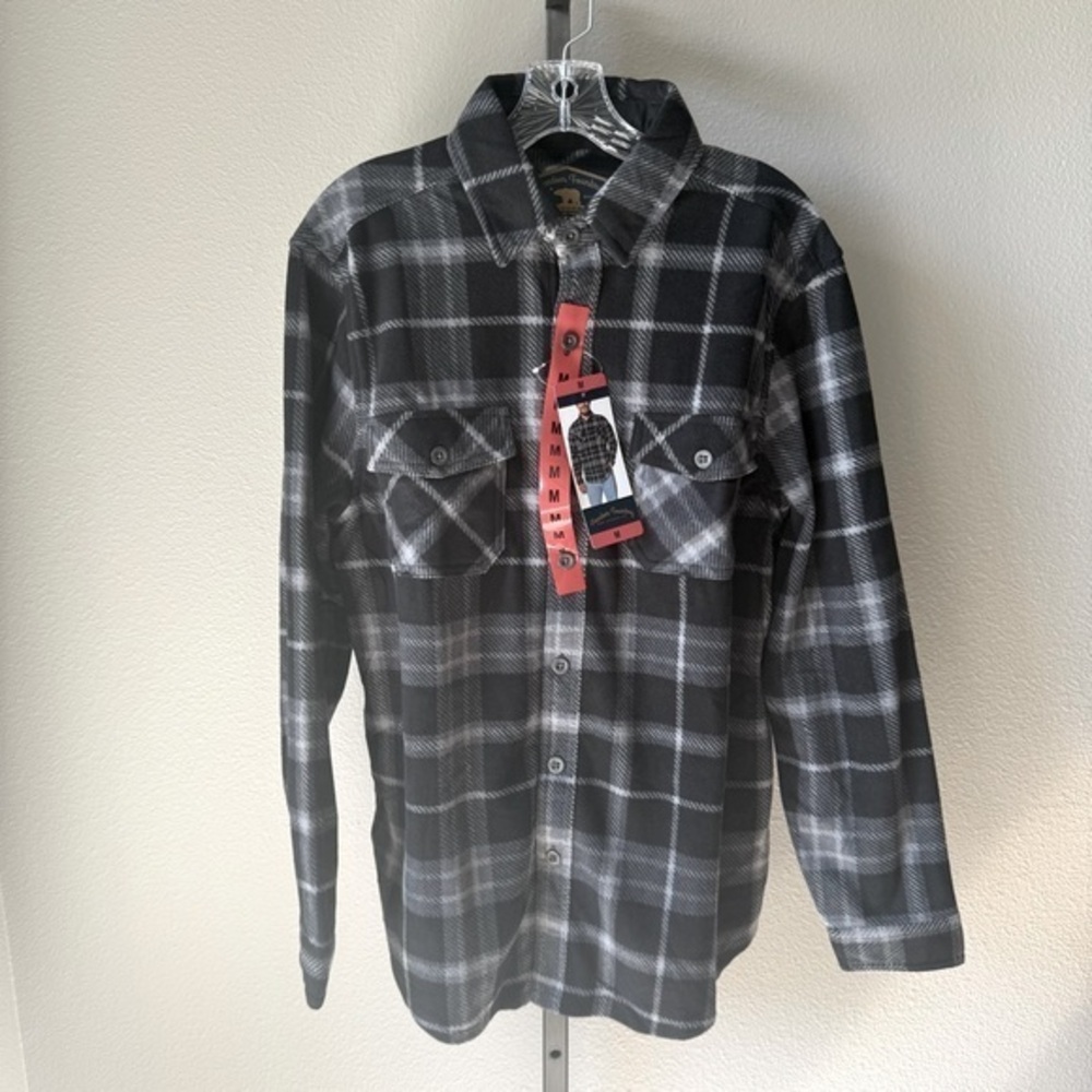 Freedom Foundry men’s soft fleece button down shirt size medium- NWT